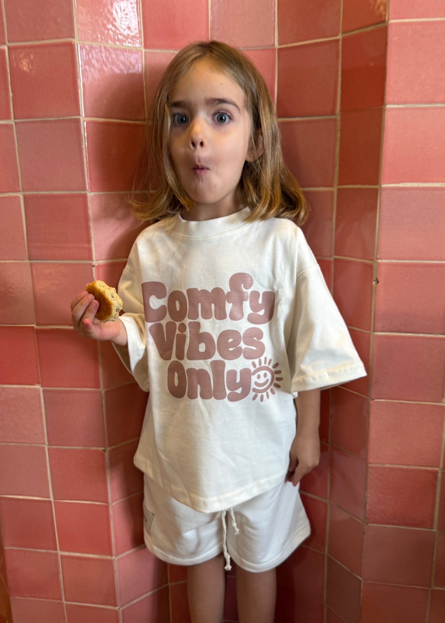 Comfy Vibes Only, todo el día - Bita Tinywear