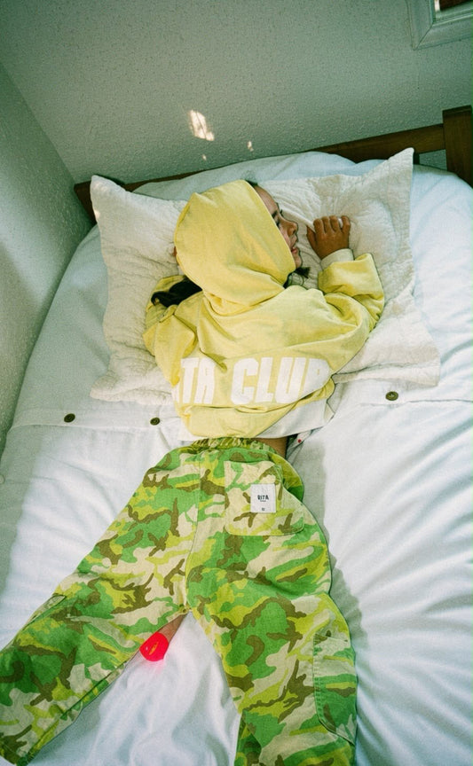 ✨ Polerón BITA CLUB Amarillo - Bita Tinywear